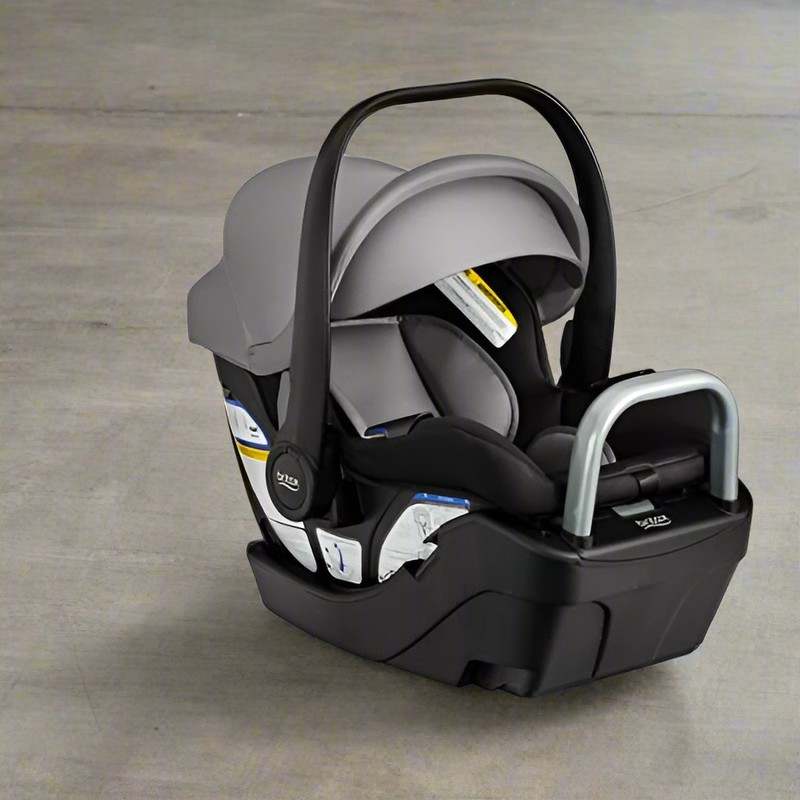 New Britax Willow S Infant Car Seat + Alpine Base (Graphite Onyx) - Kidsy