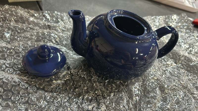RSVP International Stoneware Teapot Collection (16 oz, Blue) - Kidsy