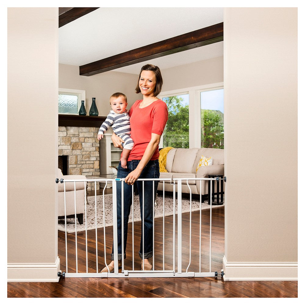 Regalo Easy Open Extra Wide Baby Gate