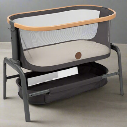 New Maxi-Cosi Iora Bedside Bassinet (Essential Graphite)