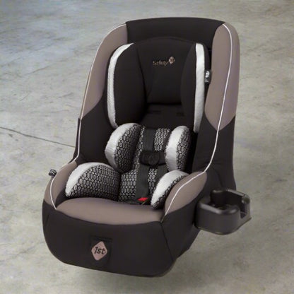 Safety 1st Guide 65 Convertible Car Seat, Chambers (Black)