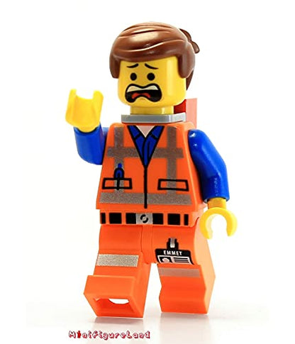 New LEGO The Movie LOOSE Mini Figure Emmet with Piece of Resistance