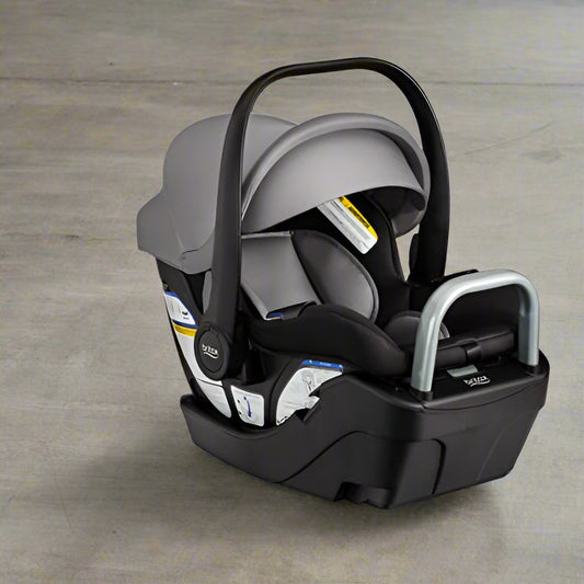 New Britax Willow S Infant Car Seat with Alpine Base (Graphite Onyx)