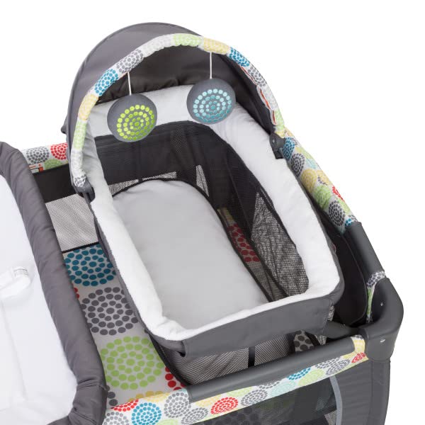 Baby Trend Lil' Snooze Deluxe II Nursery Center Playard (Funfetti)