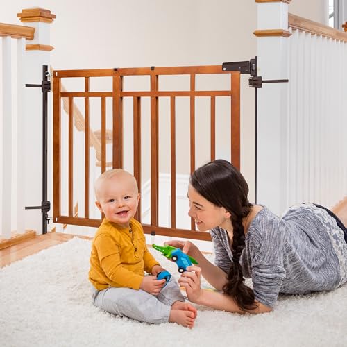 Summer Infant Wood Banister & Stair Safety Pet and Baby Gate, 32"-48" Wide, 33" Tall, Oak