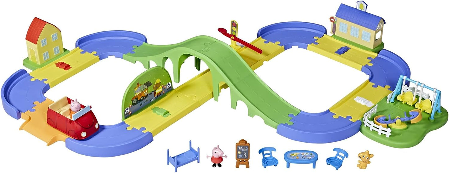 New Peppa Pig All Around Peppa's Town Set with Adjustable Track