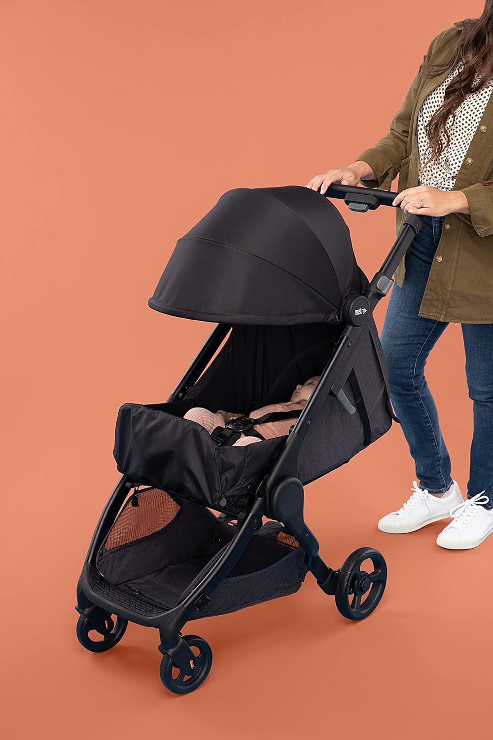 New Ergobaby Metro+ Compact Foldable Pushchair with Recline (Black)