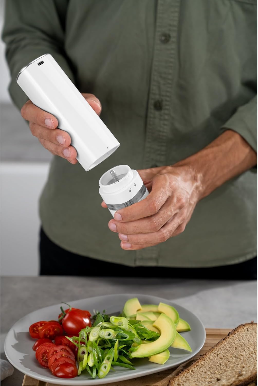 New ZWILLING Enfinigy 2-pc Electric Salt/Pepper Mill Set (Black/White)