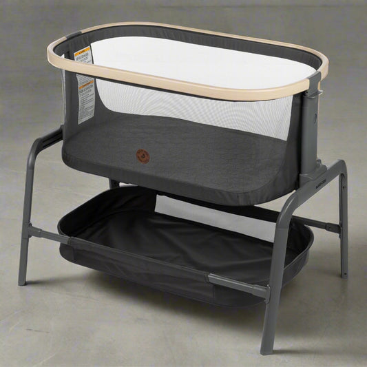 New Maxi-Cosi Iora Bedside Bassinet (Classic Graphite)