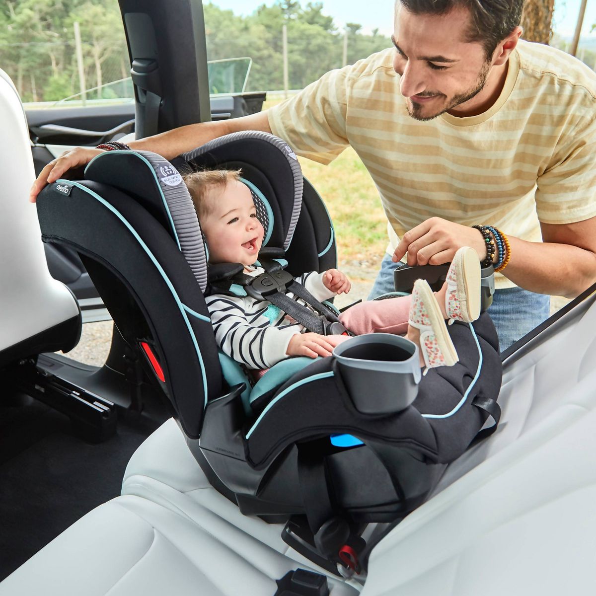 New Evenflo EveryFit 4-in-1 Convertible Car Seat - Atlas