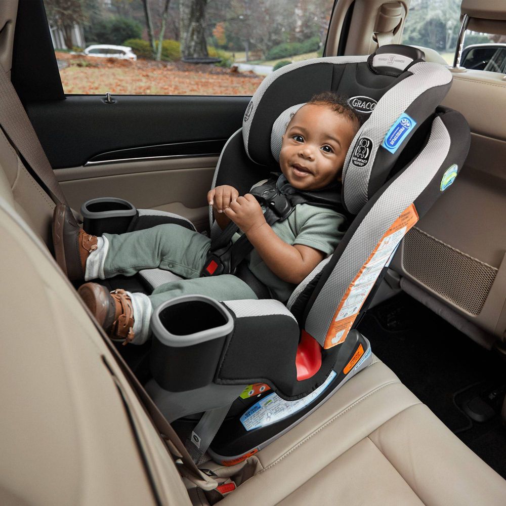 New Graco Extend2Fit 3-in-1 Car Seat - Bay Village