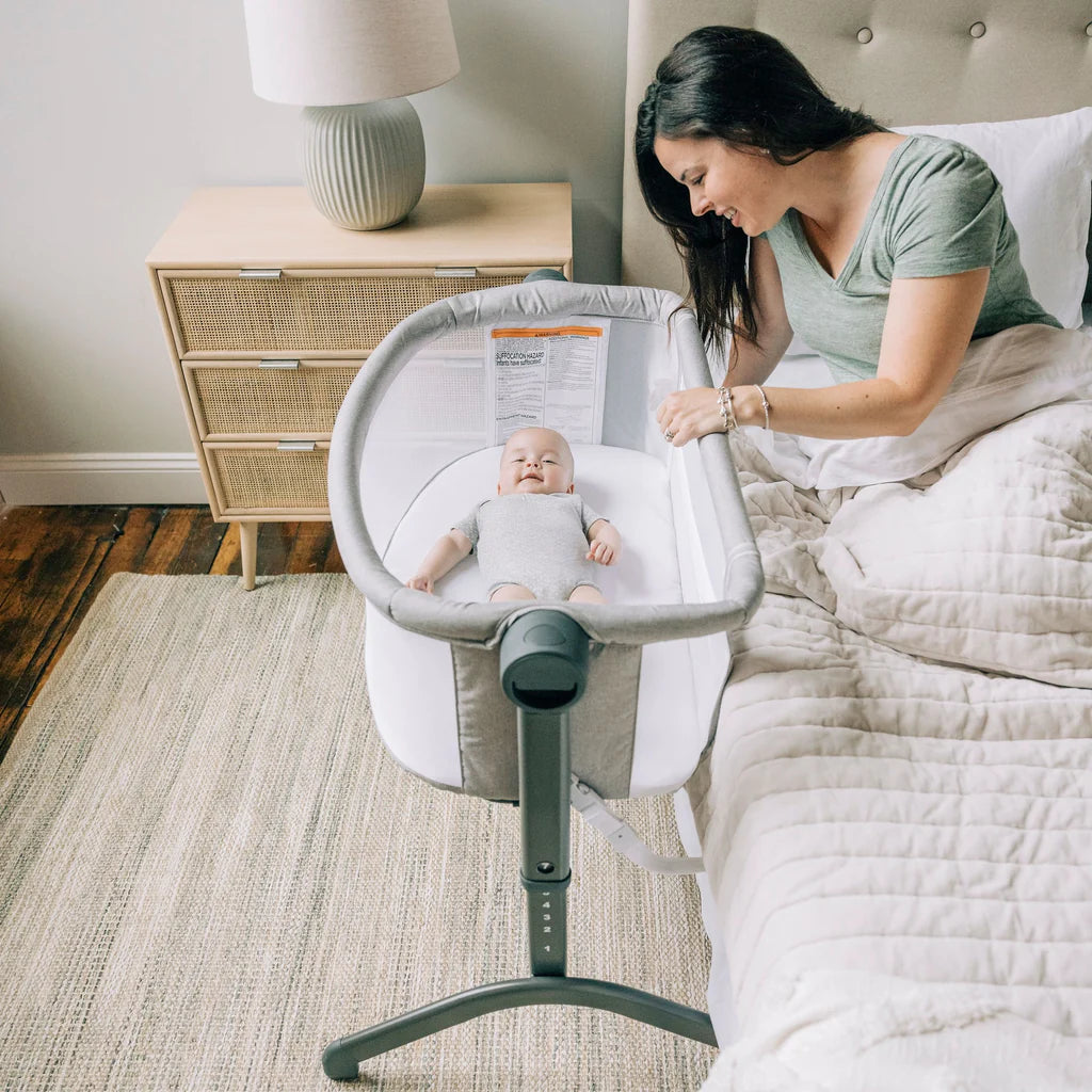 New Baby Delight Beside Me Wink Bassinet | Bedside Sleeper (Pebble Grey)