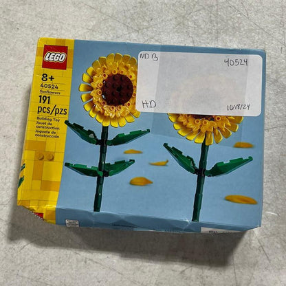 New LEGO Sunflowers 40524