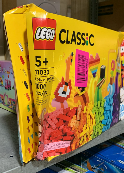 New LEGO Classic Lots of Bricks Construction Toy Set 11030