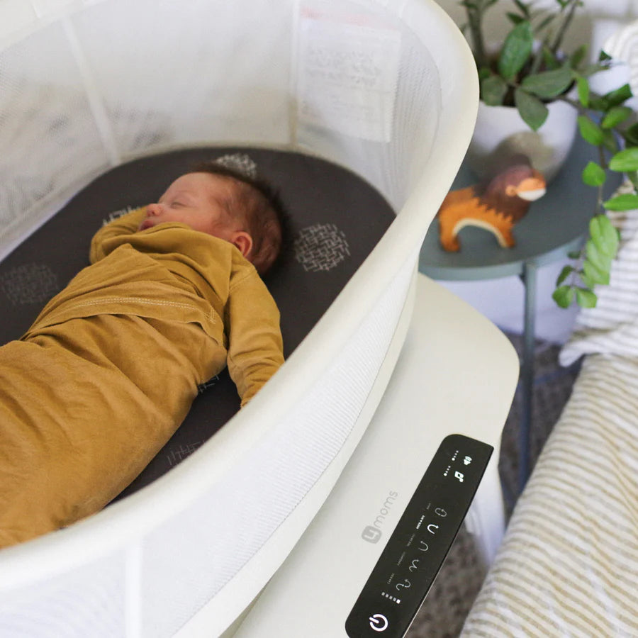 New 4moms MamaRoo Sleep Bassinet - 5 Motions, 5 Speeds and 4 Soothing Sounds