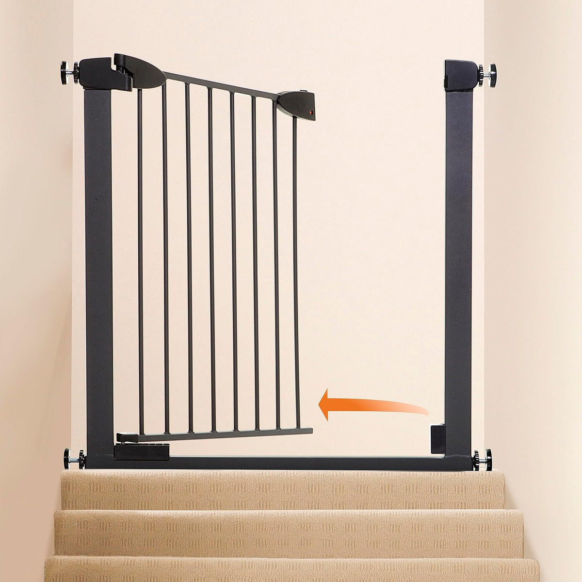 Dreambaby Boston Magnetic Auto Close Security Gate 29.5-38 inches (Black) - Kidsy