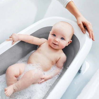 New - OXO Tot Splash & Store Bath Tub