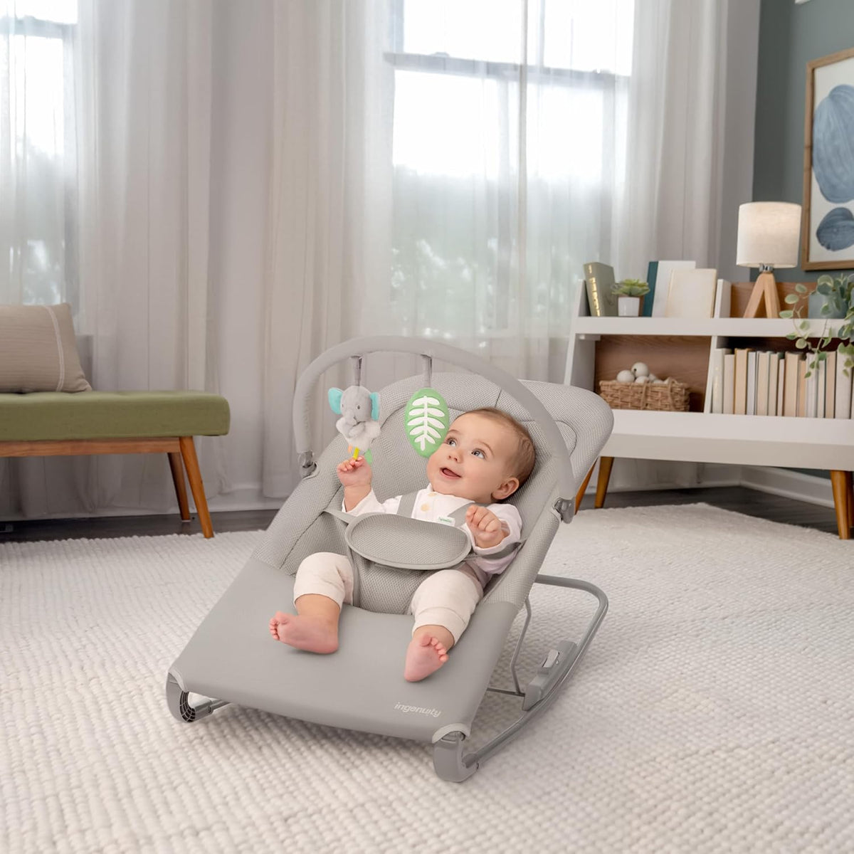 Ingenuity Nestle Foldable Vibrating Baby Rocker (Gray) - Kidsy