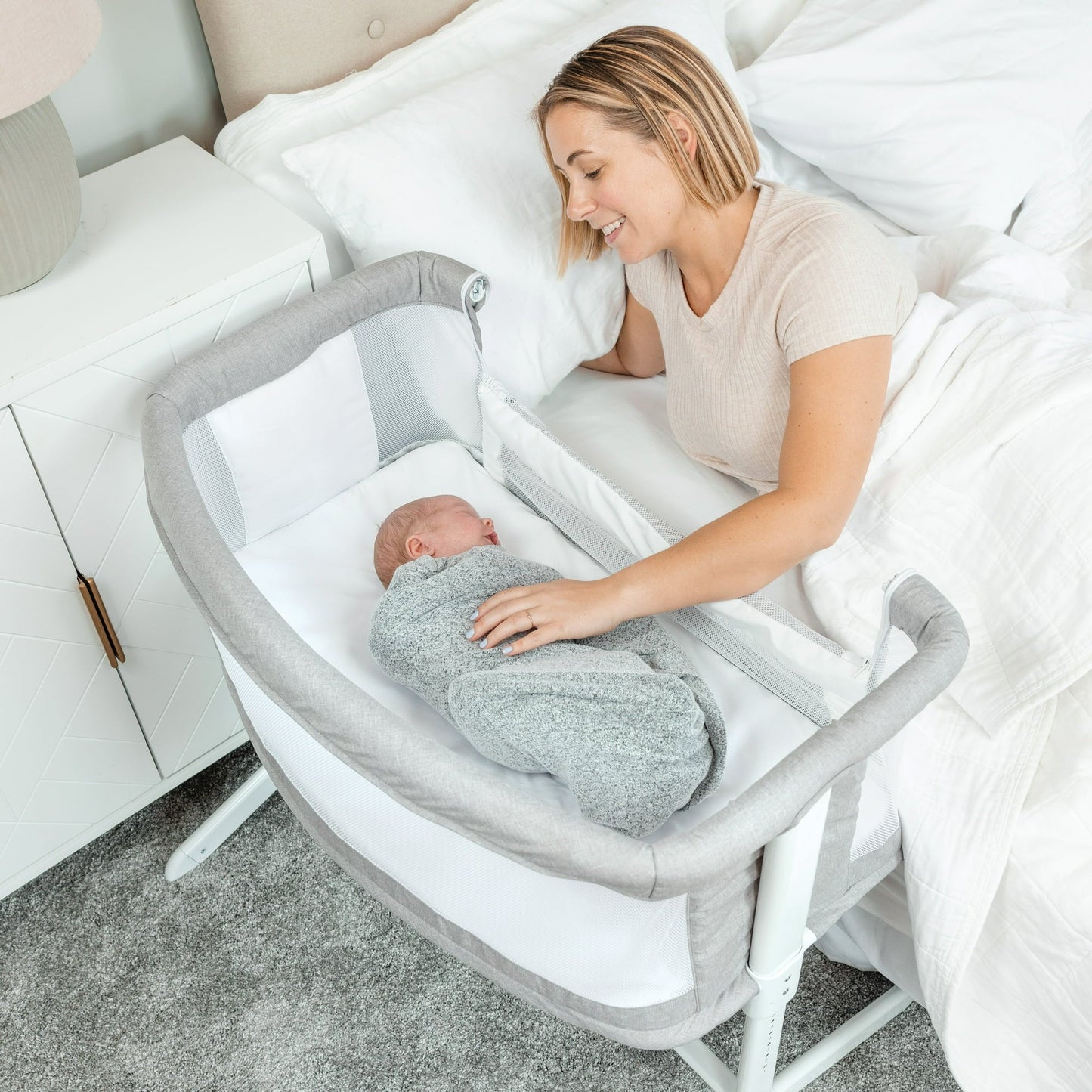 New Baby Delight Beside Me Serenity Bassinet and Bedside Sleeper (Pebble Grey) - Kidsy