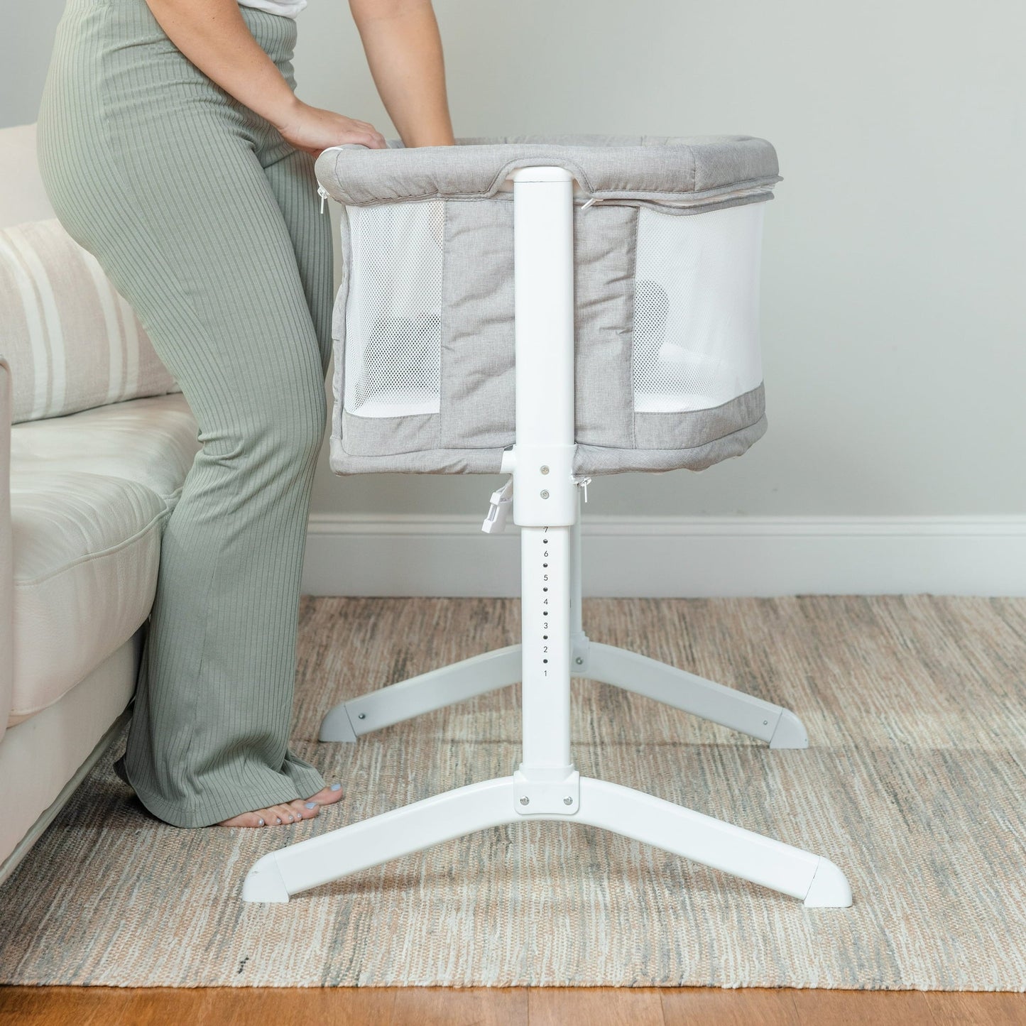 New Baby Delight Beside Me Serenity Bassinet and Bedside Sleeper (Pebble Grey) - Kidsy