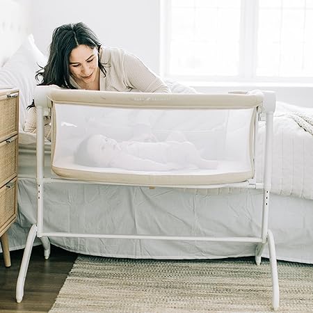 New Baby Delight Beside Me Wink Organic Bassinet Bedside Sleeper (Organic Oat) - Kidsy