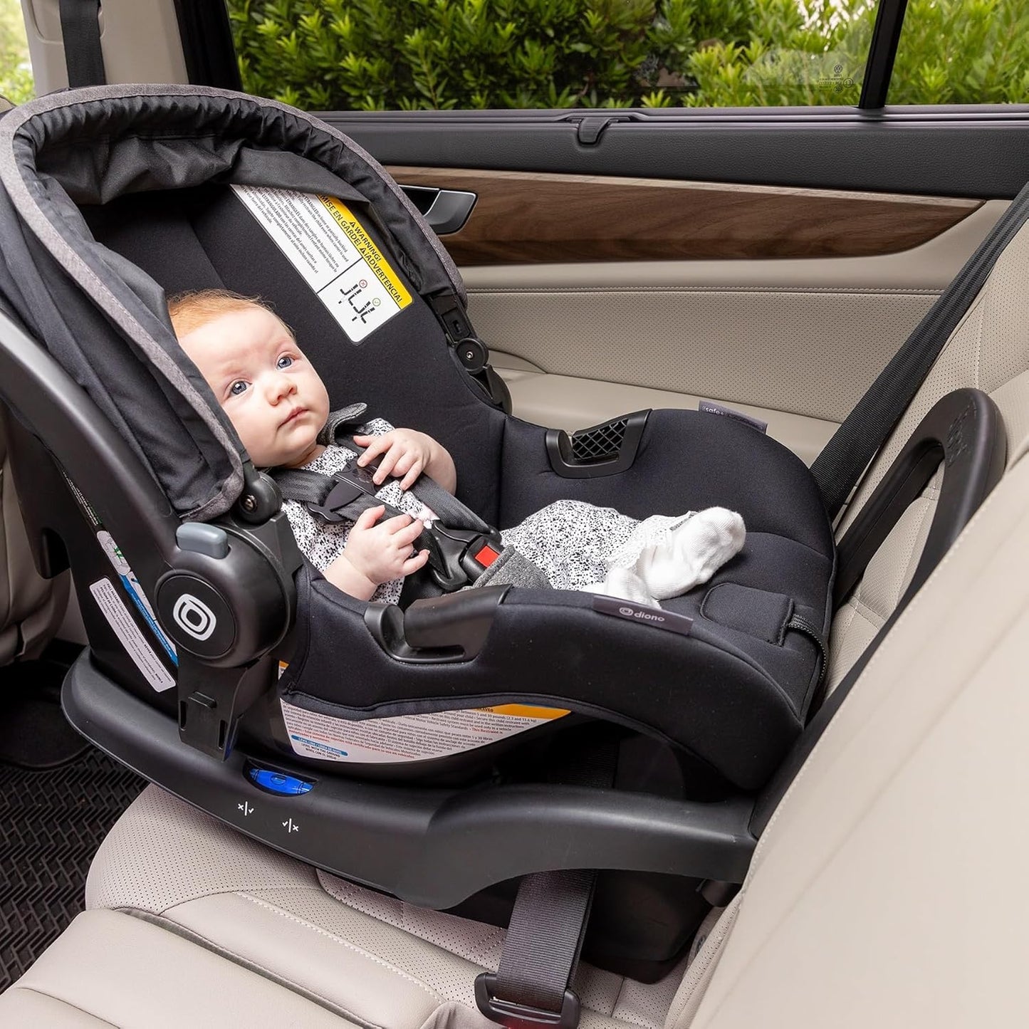 New Diono LiteClik 30 R SafePlus Infant Car Seat and Base Rear - Facing for Infants 4 - 30lbs (Black) - Kidsy