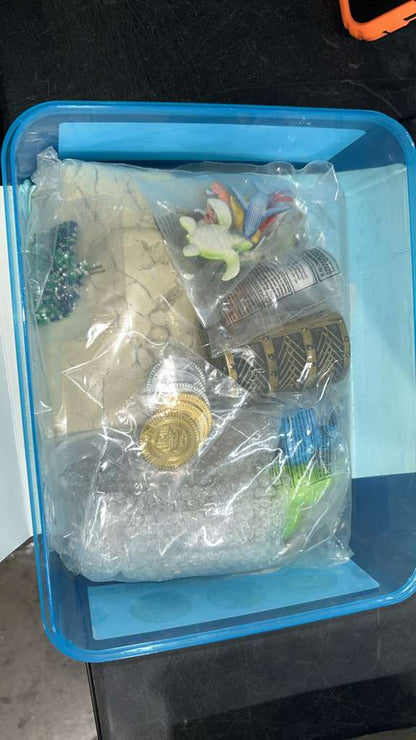 New Discovery Kids Ocean Treasures Sensory Play Set - 38 Pieces (Blue) - Kidsy