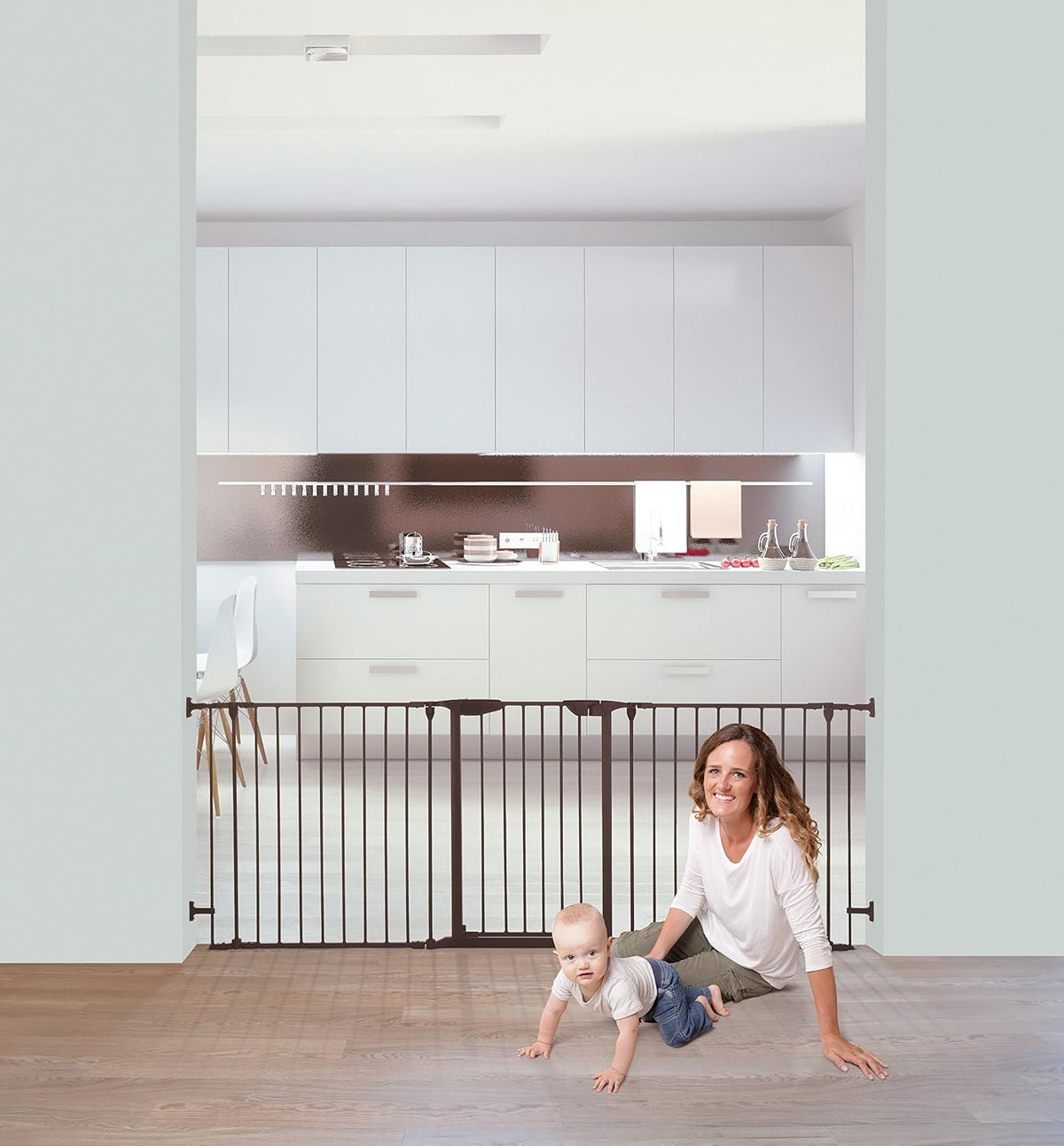 New Dreambaby Newport Adapta Baby Gate - Use at Top or Bottom of Stairs (Brown) - Kidsy