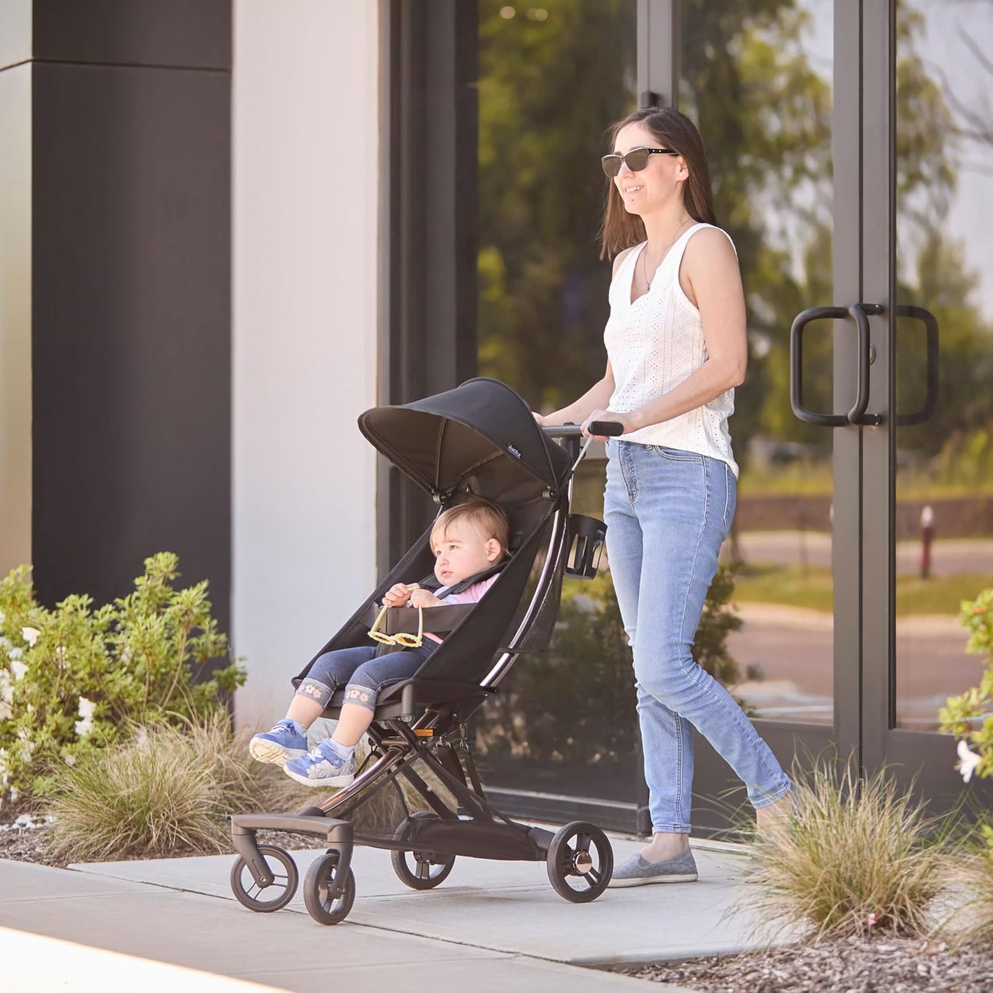 New Evolur Roamer Ultra Lightweight Stroller (Gold Black) - Kidsy