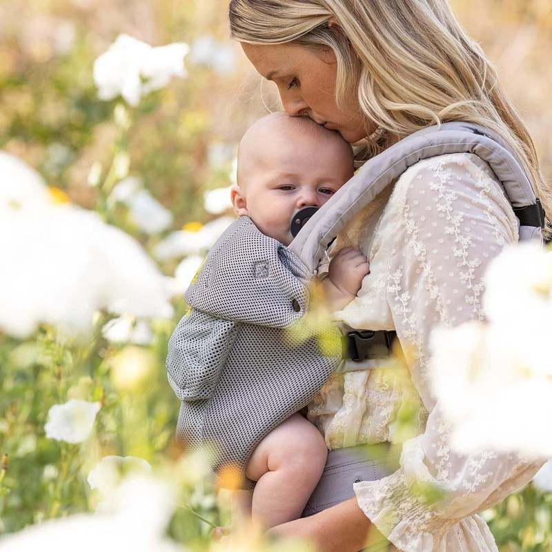 New LÍLLÉbaby Complete Airflow Ergonomic 6 - in - 1 Baby Carrier with Lumbar Support (7 - 45 Pounds | Silver) - Kidsy
