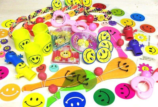 New Rhode Island Novelty 4.5" Smile Paddle Ball (1 Dozen) - Kidsy