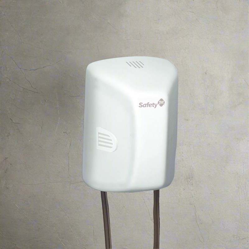 New Safety 1st Outlet Cover with Cord Shorterner (White) - Kidsy