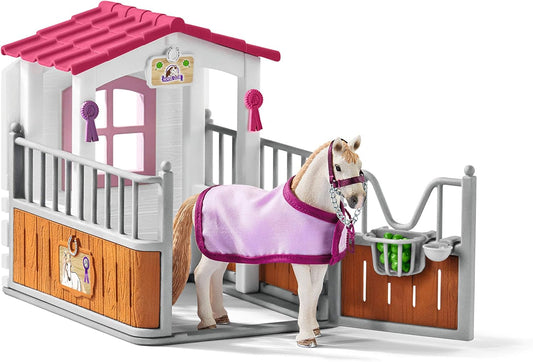 New Schleich Horse Club Horse Stall Playset with Lusitano Figure (12 Pieces) - Kidsy
