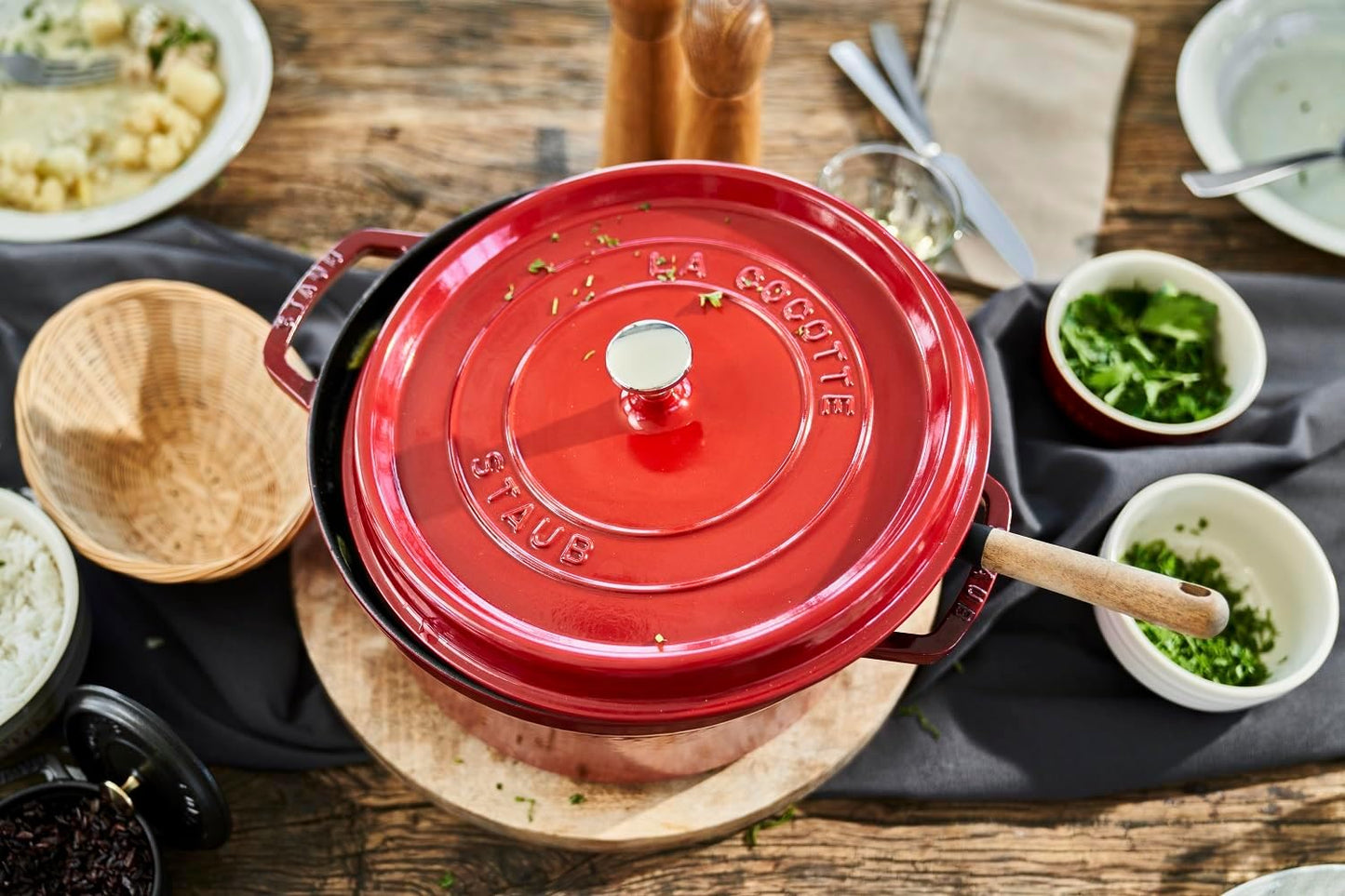 New Staub Cast Iron Round Cocotte, Dutch Oven, 7 - quart (Cherry) - Kidsy