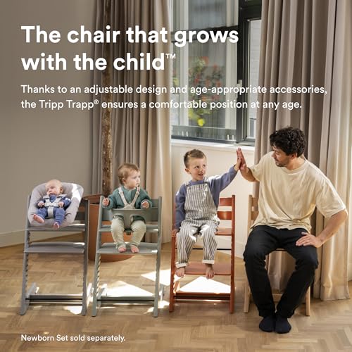 New Stokke Tripp Trapp High Chair 2 (White), Cushion 2 (Nordic Grey) + Stokke Tray (White) - Kidsy