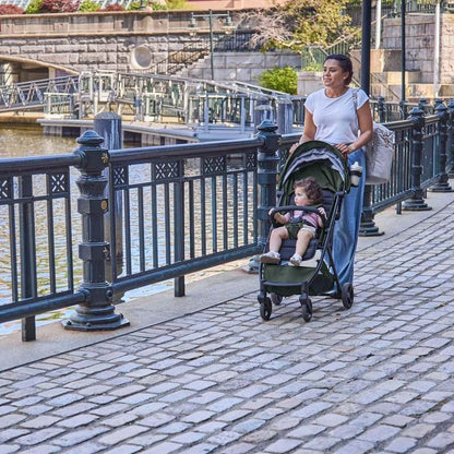 New Summer by Ingenuity 3D Quick Close CS+ Compact Fold Stroller (Forest Green) - Kidsy