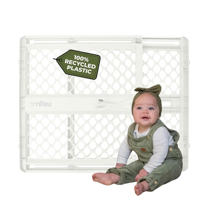 New Toddleroo Renew Recycled Plastic Baby Gate 26–42 Inch (Pure White) - Kidsy