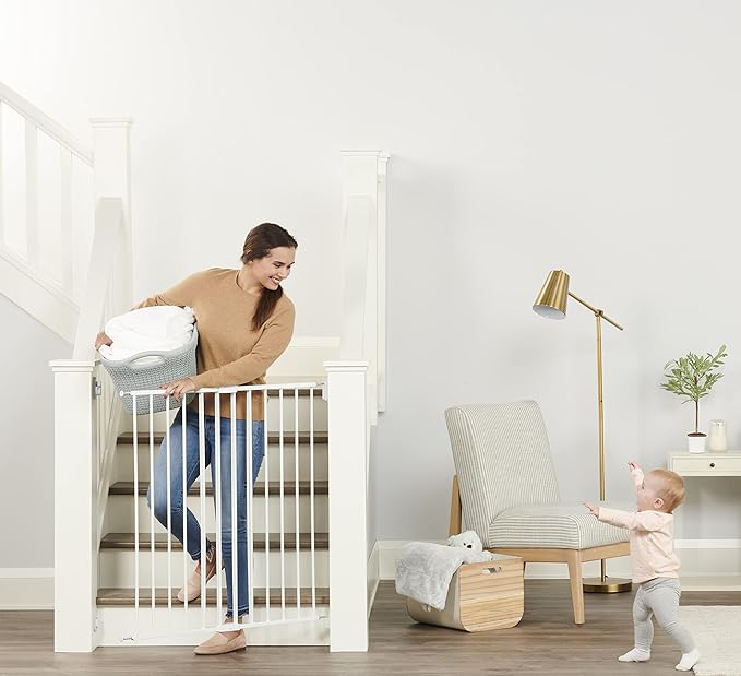 Regalo 2 - in - 1 Extra Tall Easy Swing Baby Gate (White) - Kidsy