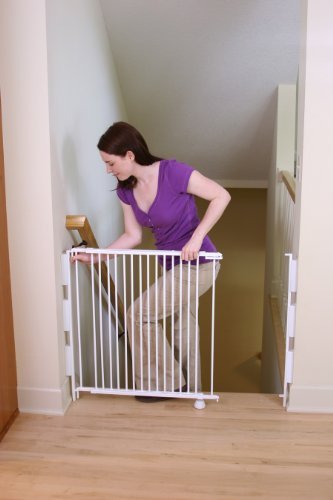 Regalo Extra Tall & Wide Stairway Gate 35" Tall 34 - 55" Wide - Kidsy