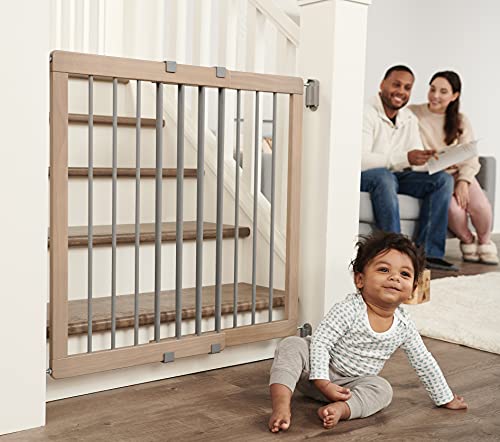 Regalo Heritage Baby Gate Extra Wide 23.5" to 42" Wide (Wooden) - Kidsy