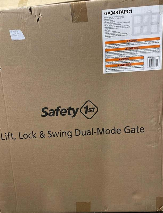 Safety 1st Lift, Lock and Swing Gate - Kidsy