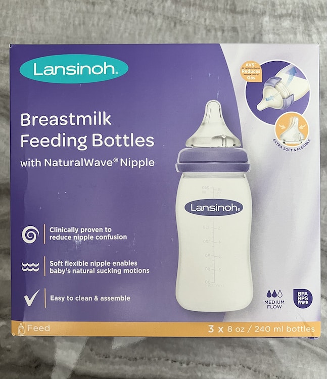 New In Box Lansinoh Baby Bottles 3 Pack 8oz