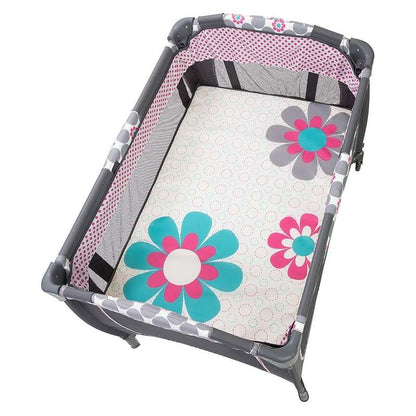 Baby Trend Lil' Snooze Deluxe II Nursery Center Playard (Daisy Dots) - Kidsy